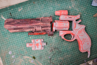 Illustration for article titled Building Badass Destiny Hand Cannons